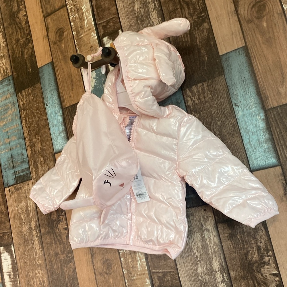 Rabbit puffer jacket with matching bag